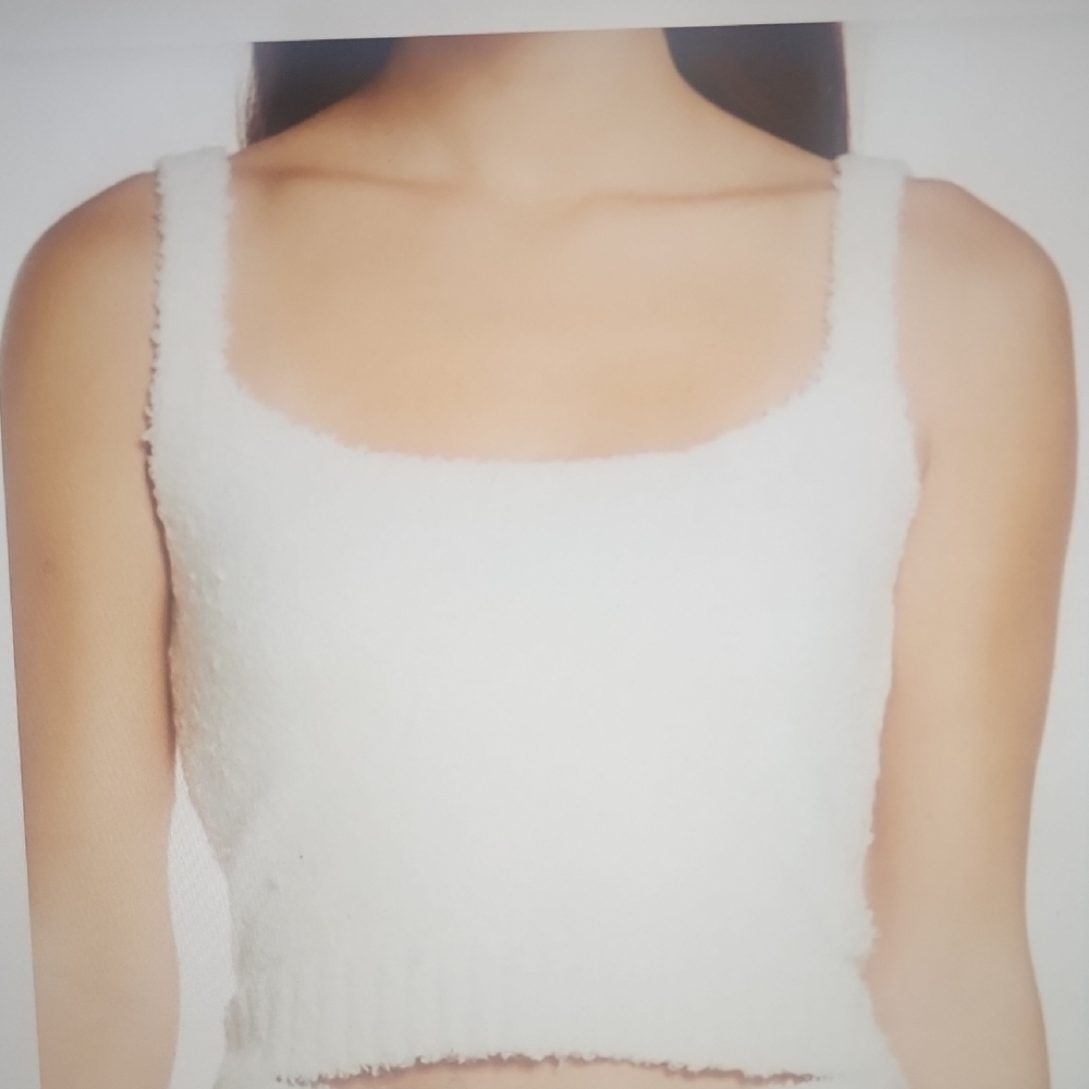 Skims Women's White Fuzzy Knit Tank Size L/XL